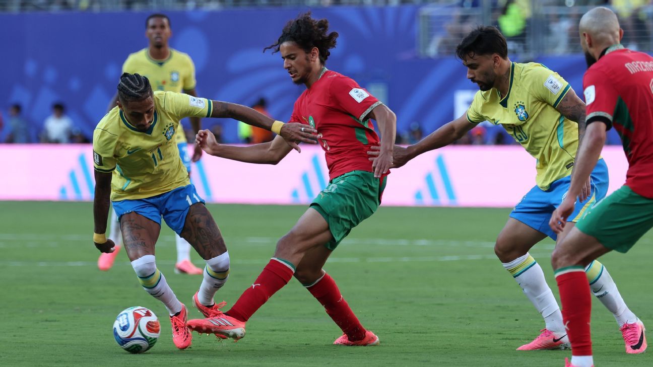 França enfrenta Senegal com desfalques de estrelas que optaram por outras seleções