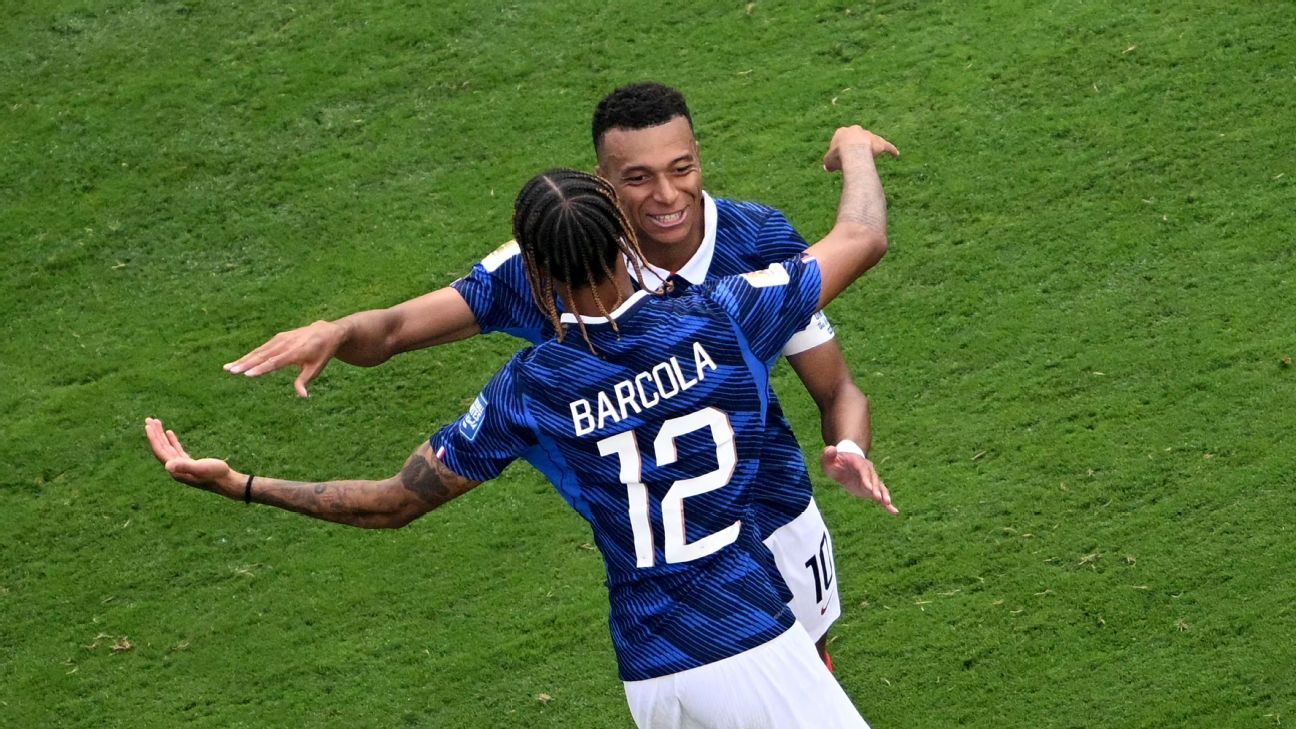 França vence Suécia por 3 a 0 e avança às oitavas da Copa do Mundo com Mbappé em destaque