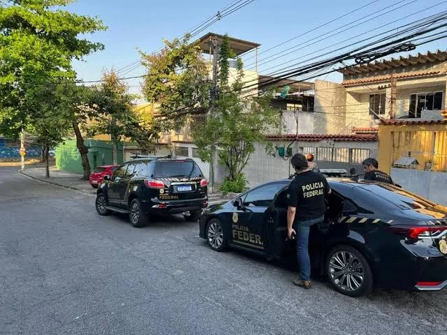Gerente de banco é preso por desvio de cartões do INSS no Rio de Janeiro