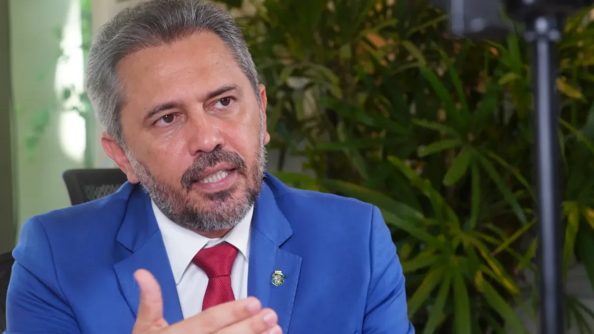 Governador do Ceará expressa tristeza após acidente com ônibus que deixou 7 mortos