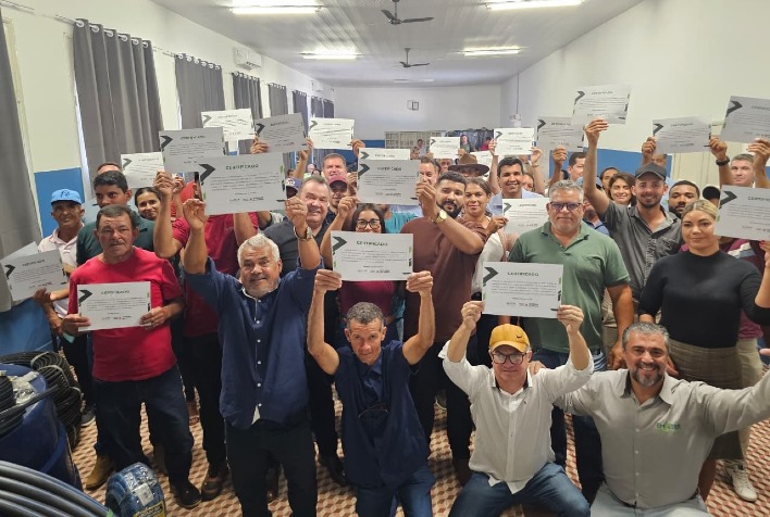 Governo de Minas entrega 1.045 kits de irrigação e fortalece agricultura no Jequitinhonha