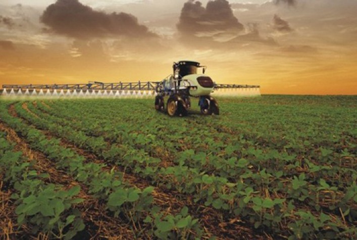 Importação de defensivos agrícolas cai 6,8% em 2026; genéricos ganham espaço