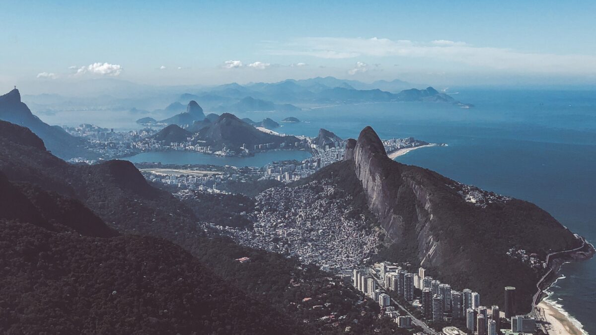 Ipanema Inn comemora 50 anos com novos pratos e coleção exclusiva de moda