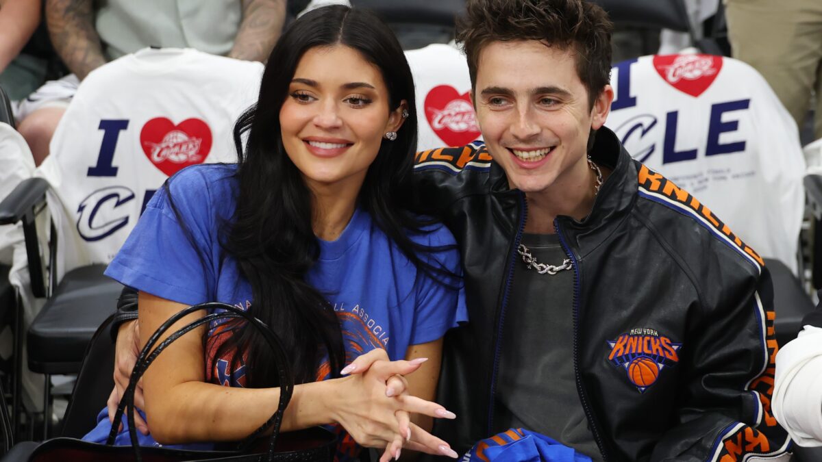 Kylie Jenner e Timothée Chalamet celebram título do Knicks e vivem ótima fase juntos