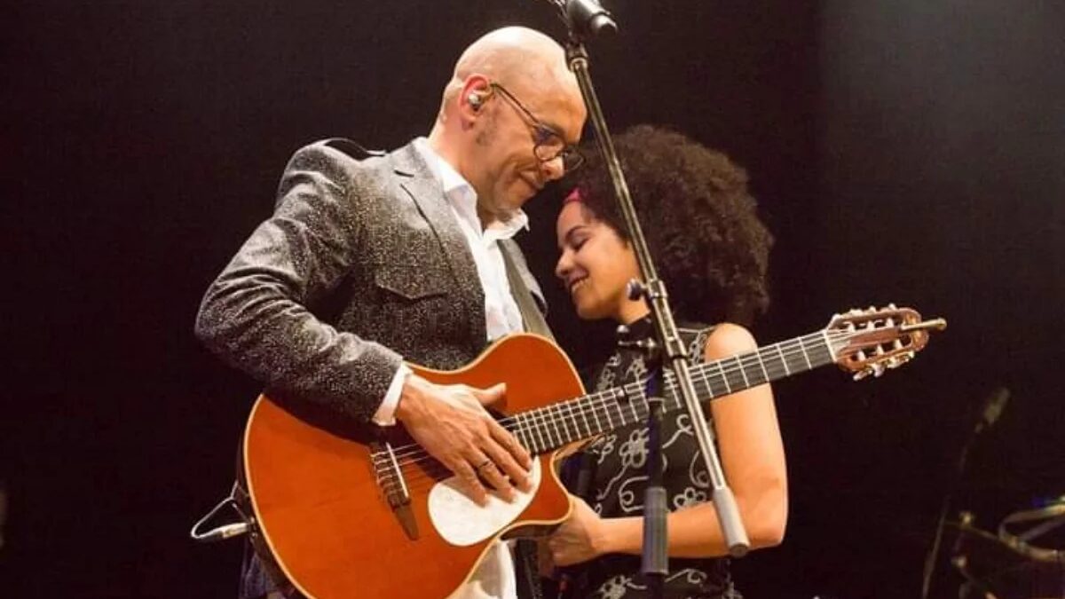 Laura Catarina homenageia Vander Lee e conquista fãs nas redes sociais