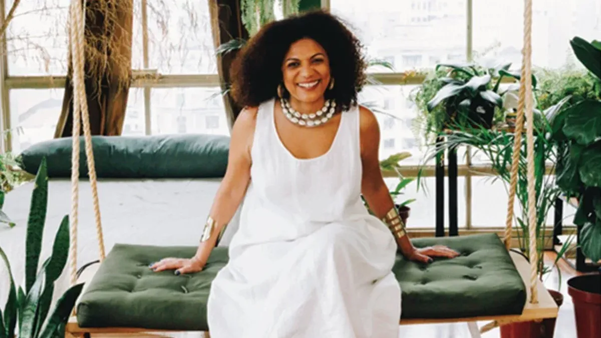 Luciana Oliveira homenageia Os Afro-sambas em show no Clube do Choro em Brasília