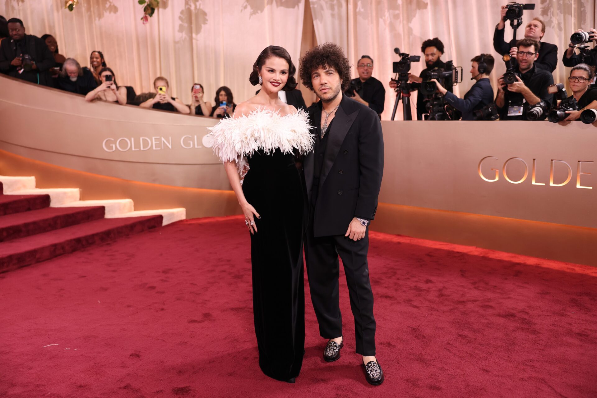 Mãe de Benny Blanco previu casamento com Selena Gomez anos antes da união oficial