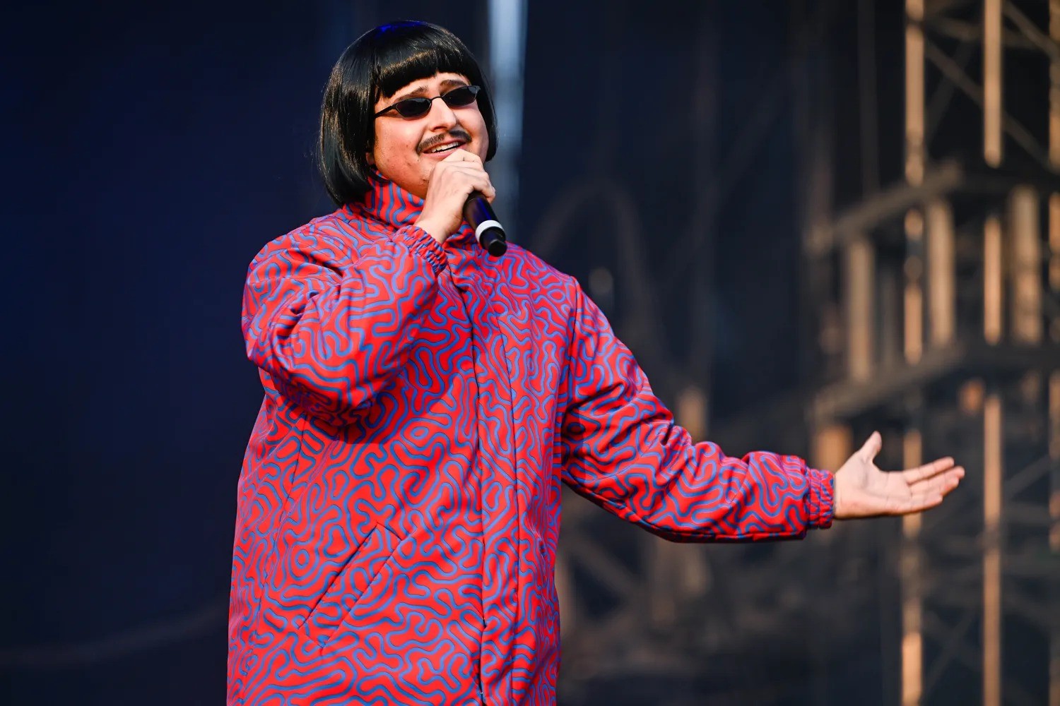 Mãe de Oliver Tree presta homenagem emocionante após morte trágica do cantor