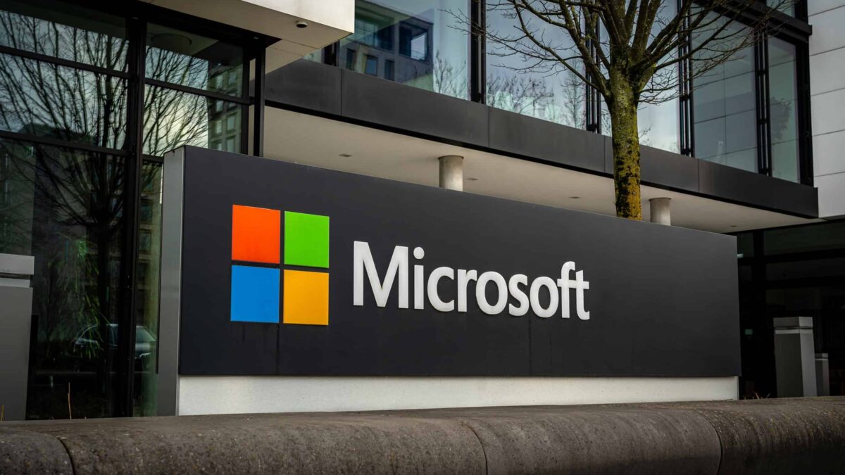 Microsoft e Chevron anunciam usina de gás para data centers de IA no Texas
