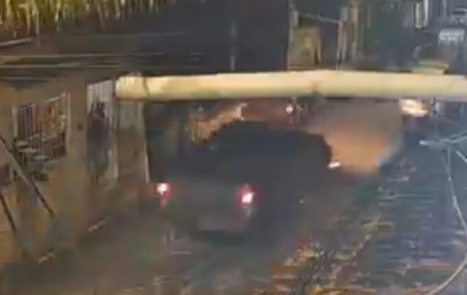 Motorista atropela moradores em Belém durante pintura de rua para Copa do Mundo