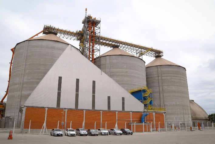 Paraná é o 3º maior em capacidade de armazenagem agrícola do Brasil com 35,7 milhões de toneladas