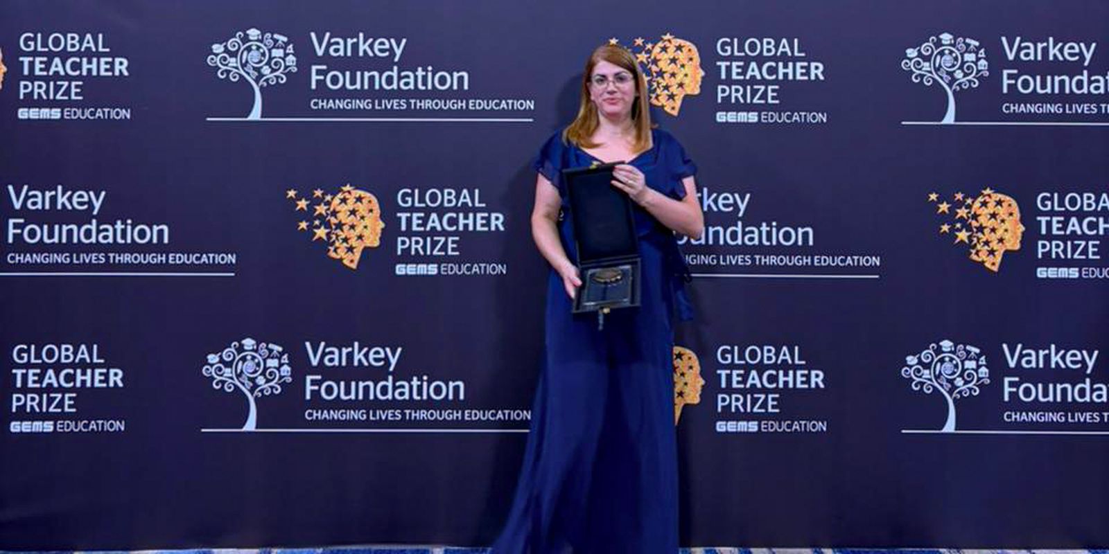 Professora Débora Garofalo é reconhecida como a mais influente do mundo em educação