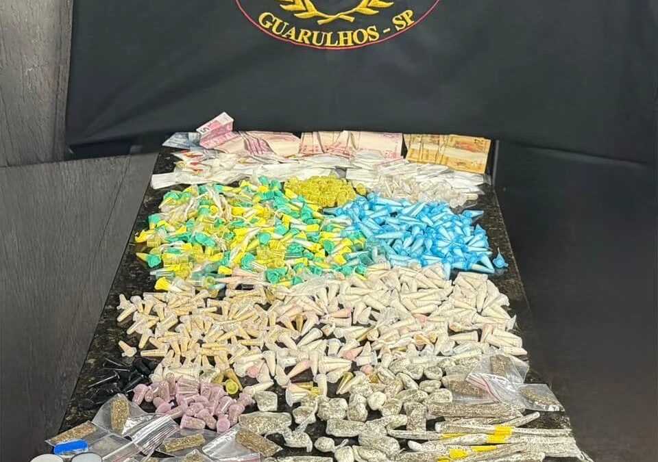 ROMU apreende dois adolescentes por tráfico de drogas em Guarulhos