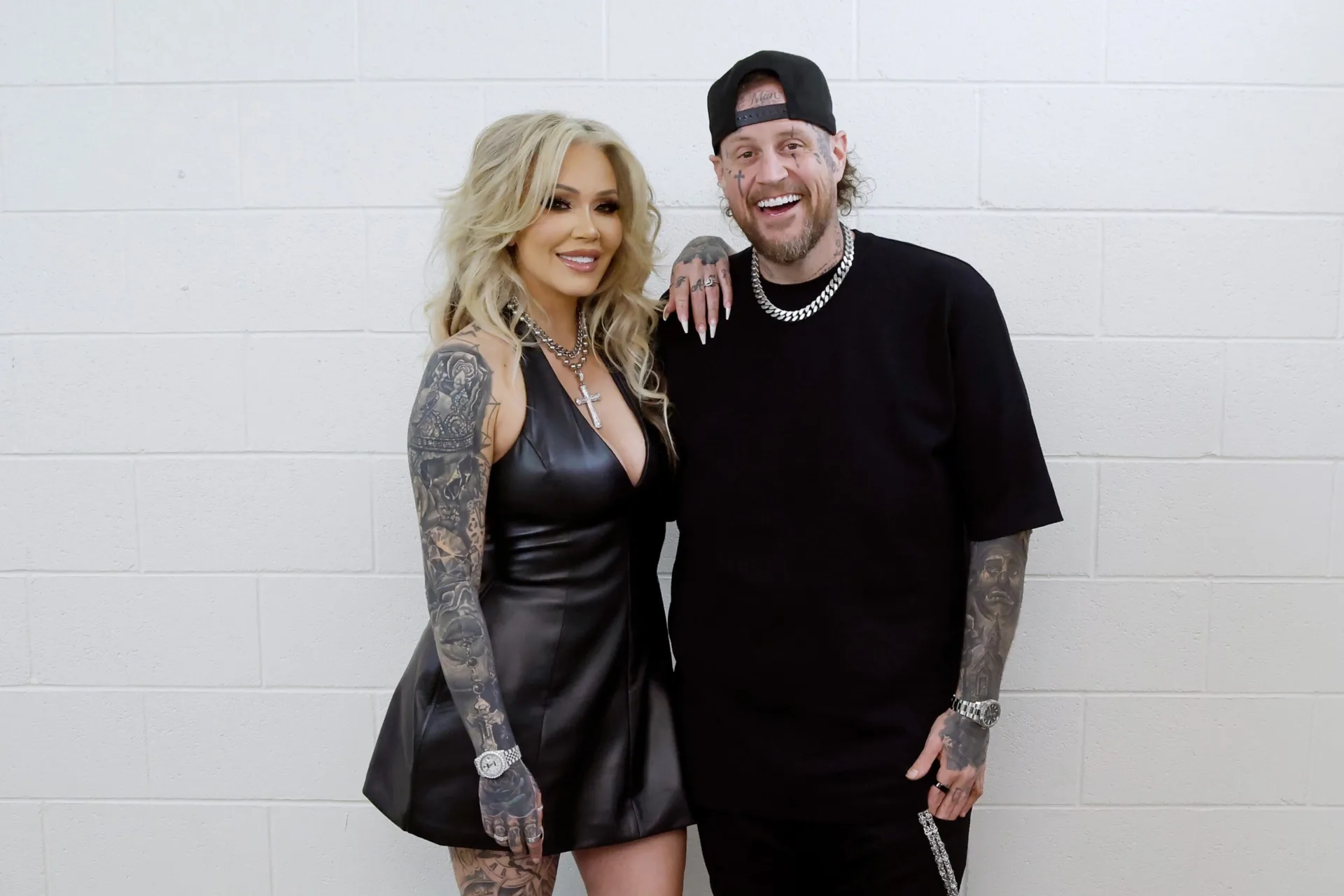 Rapper Jelly Roll pede divórcio de Bunnie Xo após mais de dez anos juntos
