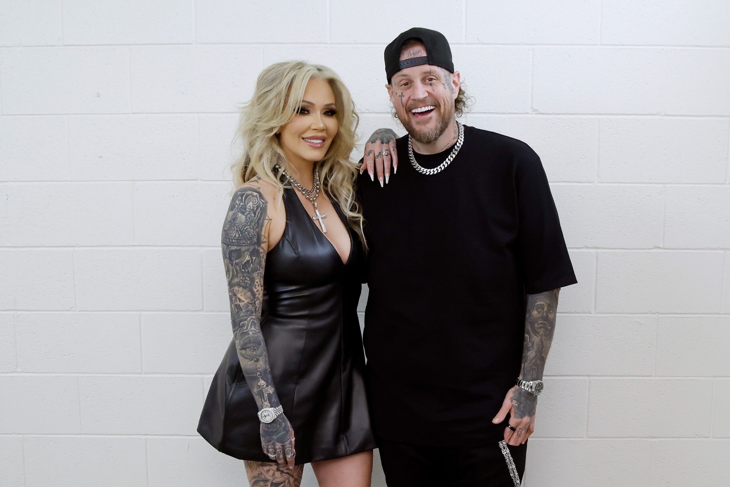 Rapper Jelly Roll pede divórcio de Bunnie Xo após mais de dez anos juntos