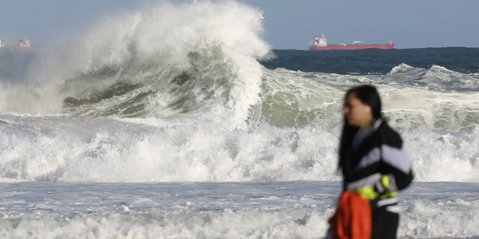 Rio em alerta para ressaca com ondas de até 2,5 metros a partir de sexta-feira