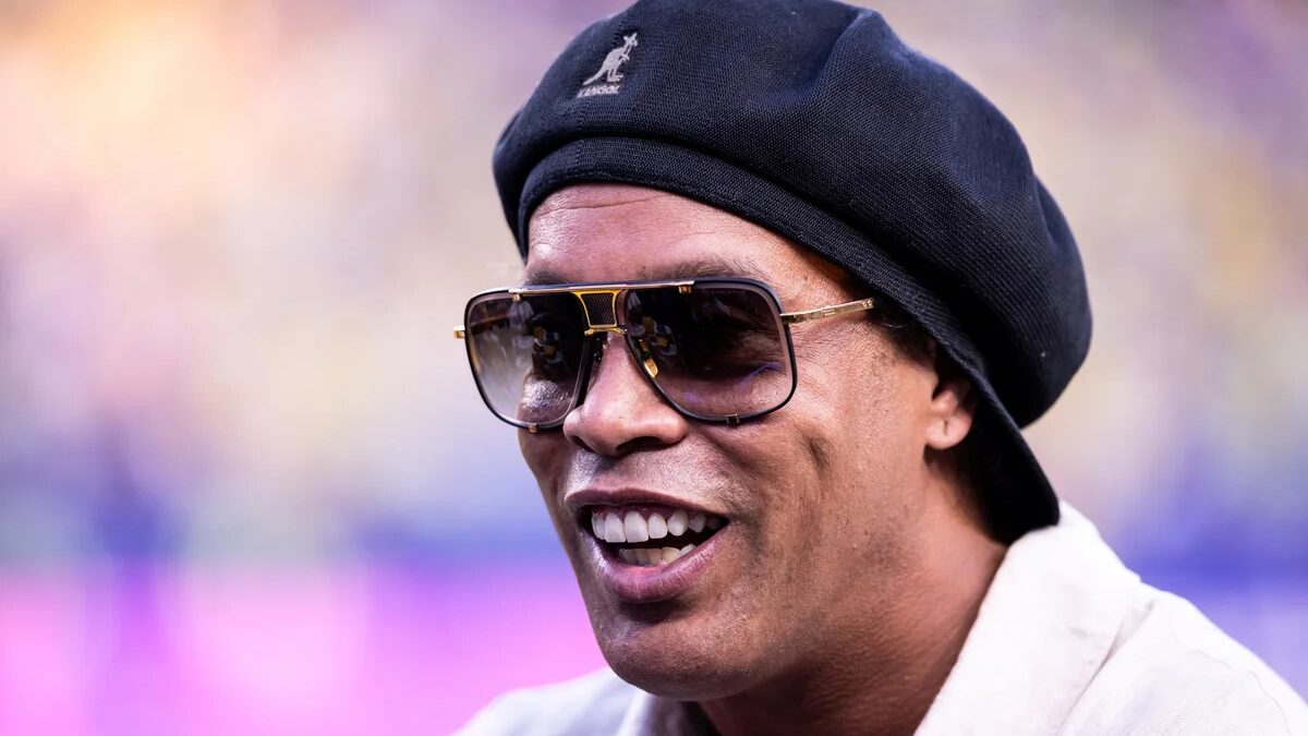 Ronaldinho Gaúcho compõe 92 músicas; conheça os pagodes mais ouvidos