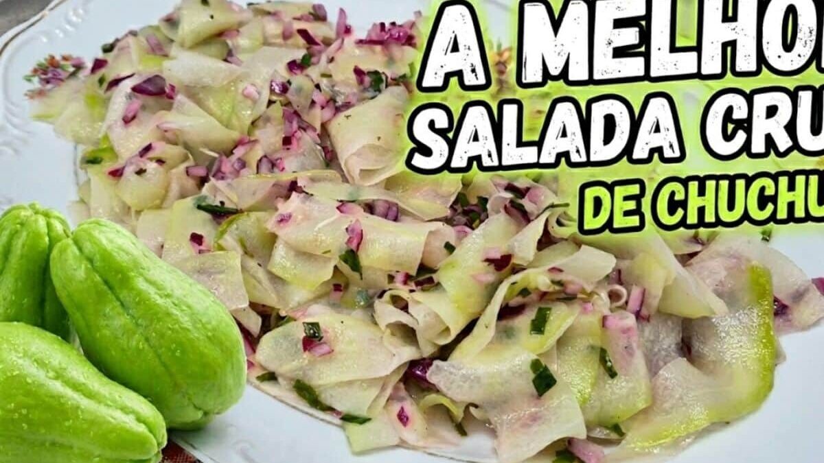 Salada de chuchu cru: refrescante, fácil e perfeita para o verão