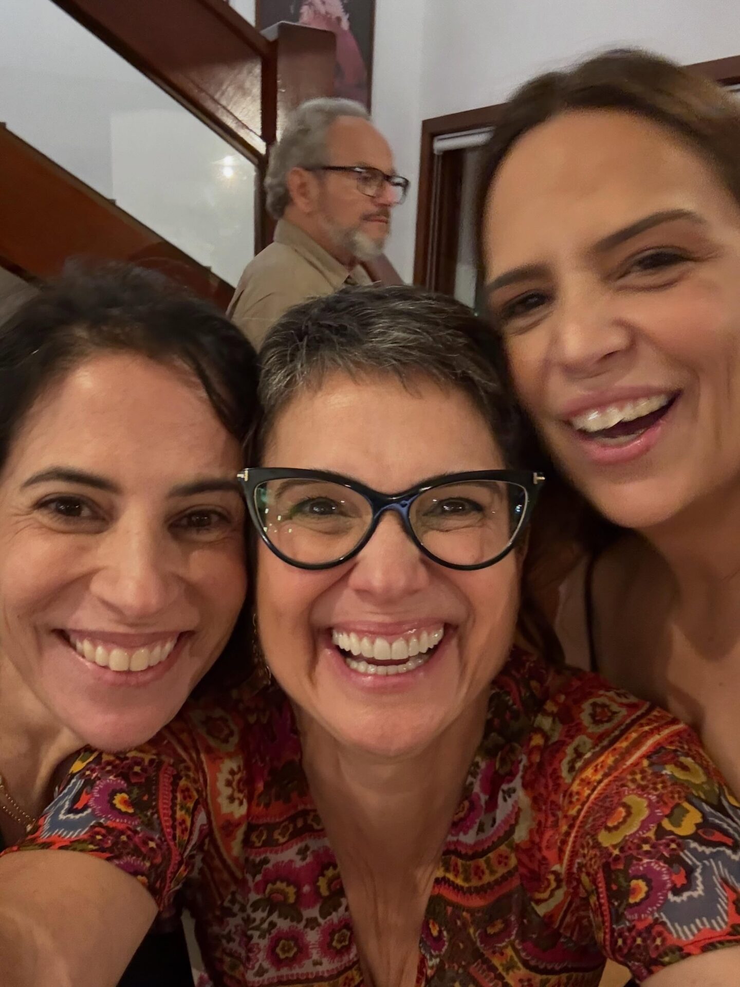 Sandra Annenberg celebra aniversário de Amauri Soares e revela curiosidade da carreira
