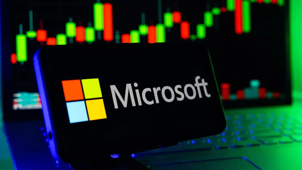 Satya Nadella destaca papel da IA na economia e alerta sobre percepção negativa em evento nos EUA
