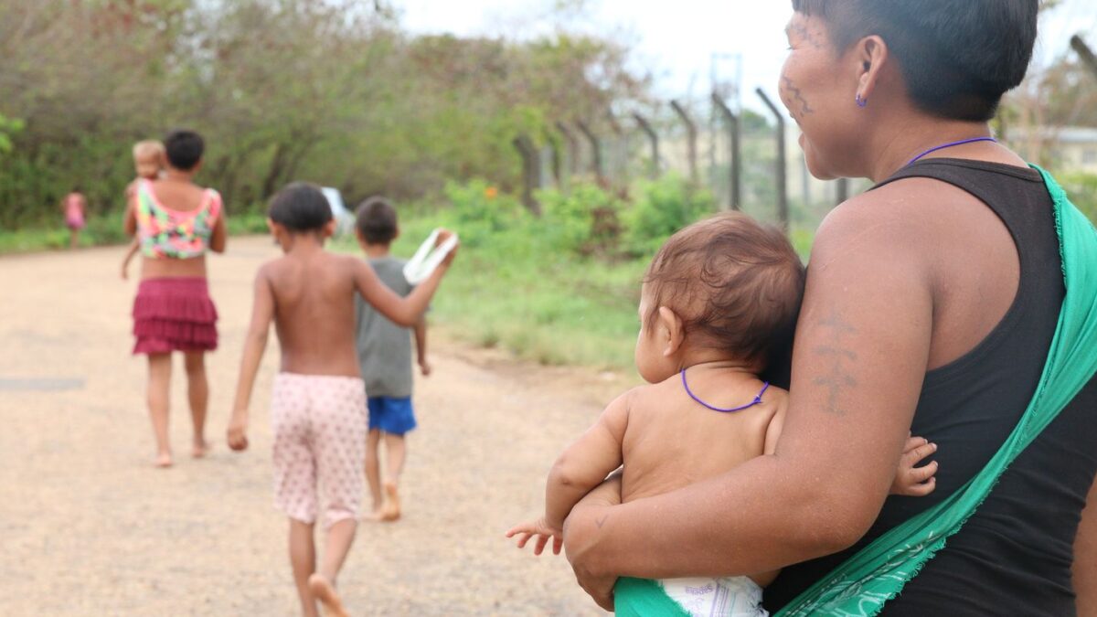 Saúde cria comitê para reduzir mortalidade materna e infantil entre indígenas