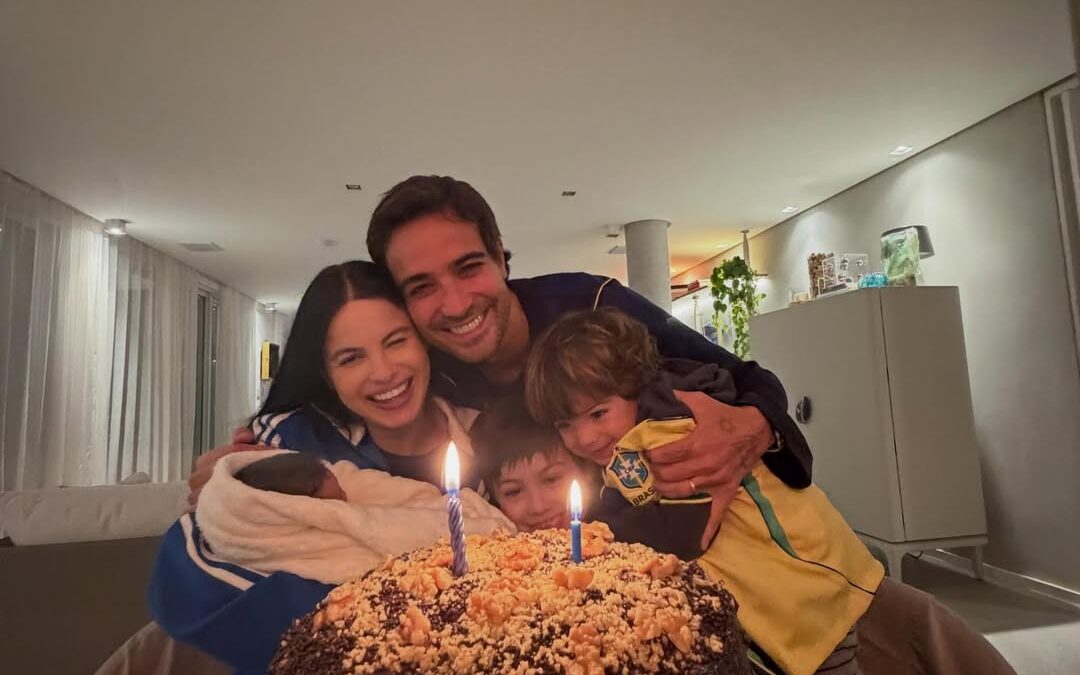 Sthefany Brito celebra 39 anos em família com momentos de amor e risadas
