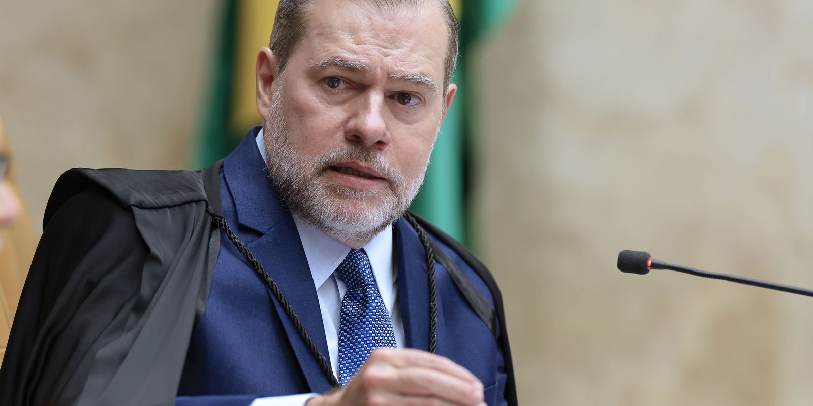 Toffoli vota por 60 dias para big techs implementarem regras do STF