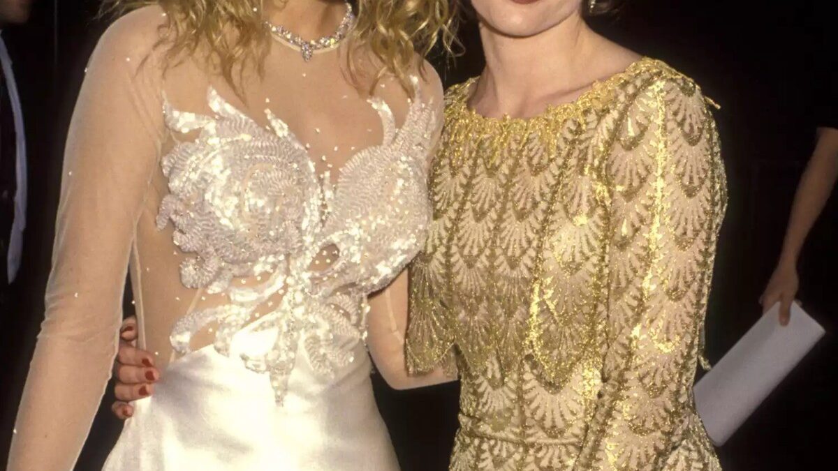 Tori Spelling revela que luto por Shannen Doherty foi mais intenso que pela morte do pai