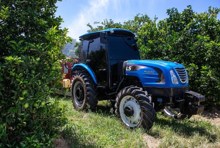 Tratores avançados modernizam fruticultura no Nordeste e aumentam produtividade