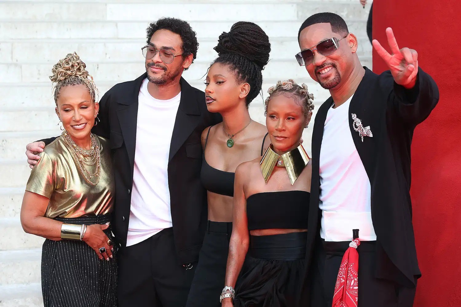 Will Smith prestigia desfile de Jaden em Paris e expressa orgulho do filho