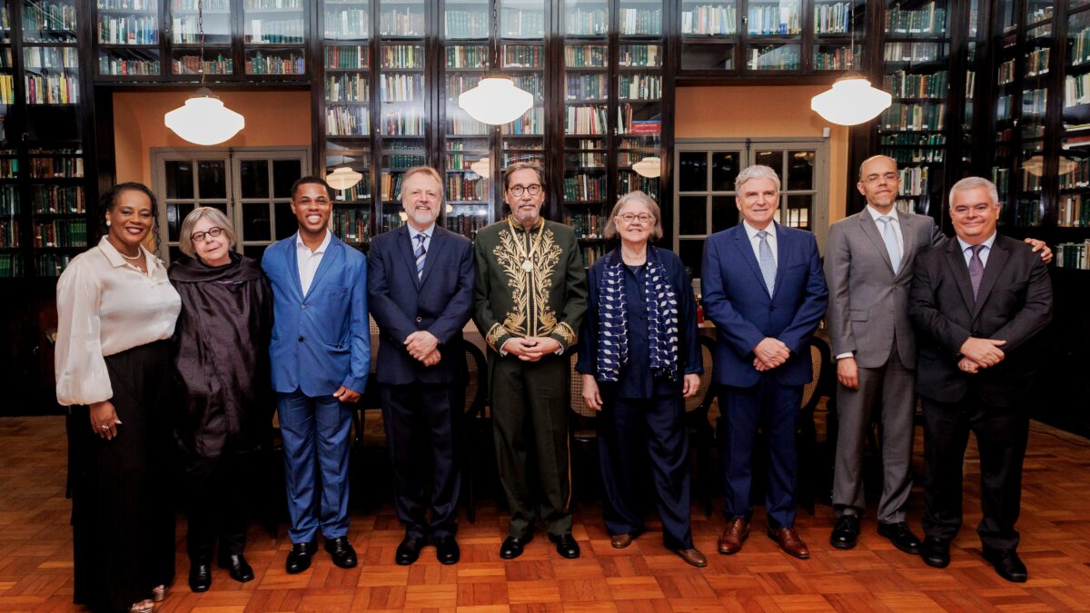 Academia Brasileira de Letras premia Eliana Alves Cruz, Fabricio Oliveira e Caetano Galindo com novos prêmios literários