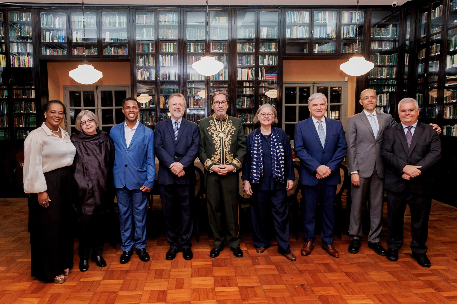 Academia Brasileira de Letras premia Eliana Alves Cruz, Fabricio Oliveira e Caetano Galindo com novos prêmios literários