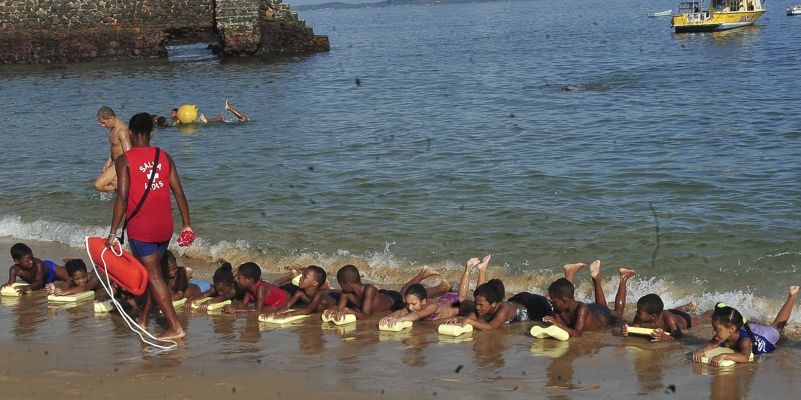Afogamentos são a segunda maior causa de morte de crianças no Brasil, alerta Sobrasa