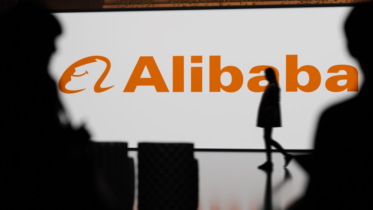 Alibaba proíbe uso de IA da Anthropic por riscos de segurança a partir de sexta-feira