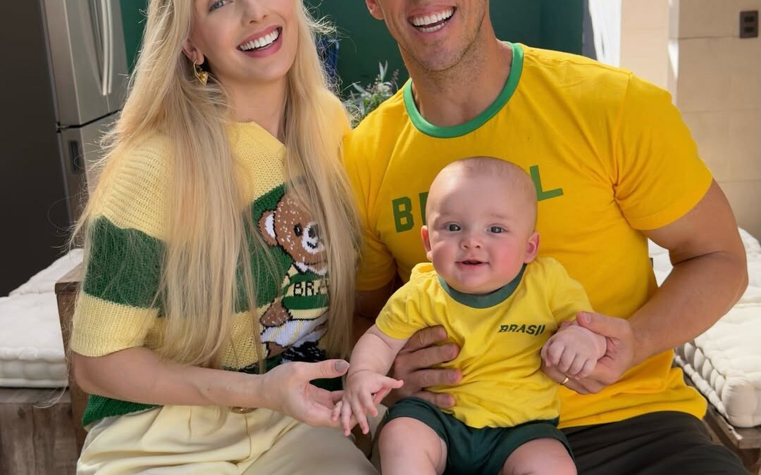 Amaury Nunes celebra a primeira Copa do filho Benny ao lado da família