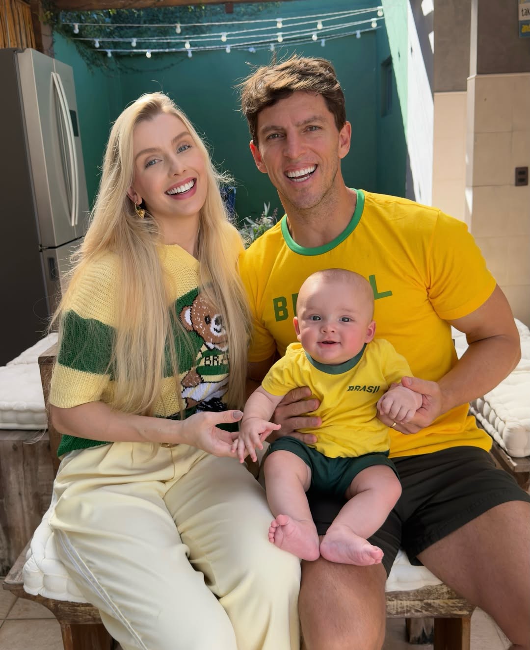 Amaury Nunes celebra a primeira Copa do filho Benny ao lado da família