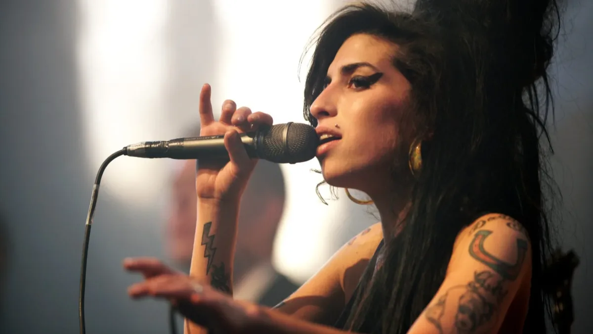 Amy Winehouse: 15 anos da perda de uma voz icônica e seu legado eterno na música