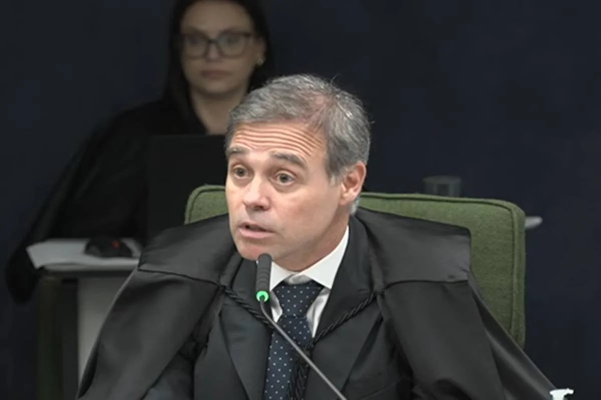 André Mendonça alerta para risco de vazamento em investigação de Jaques Wagner