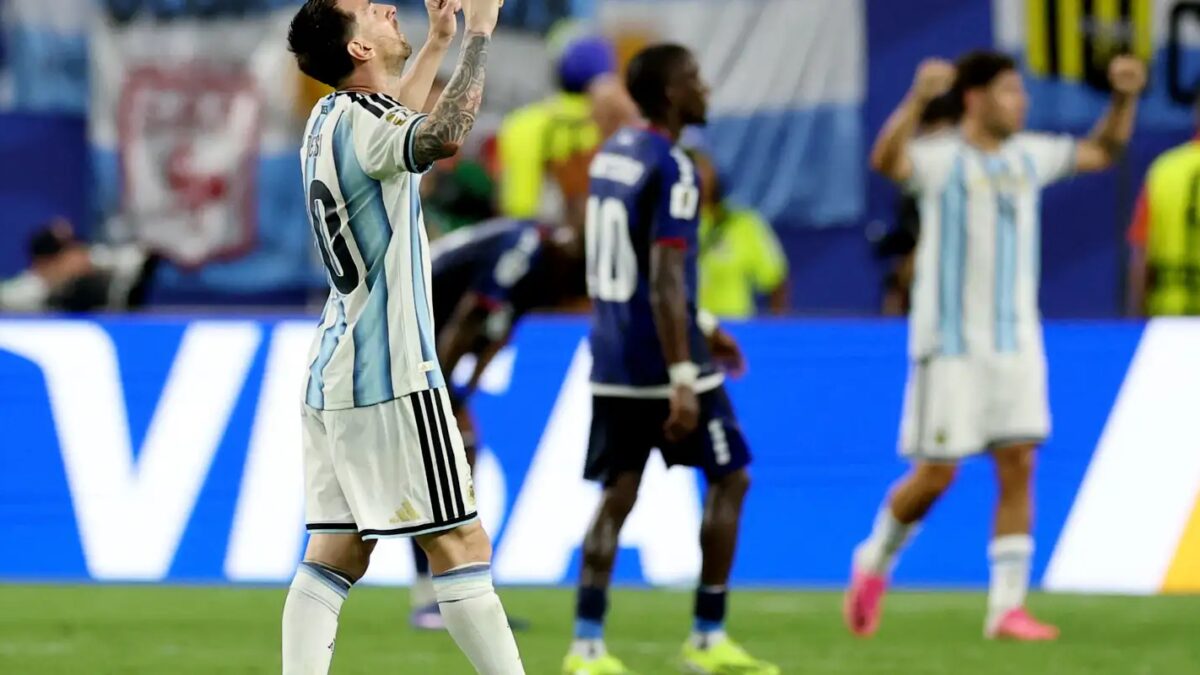 Argentina supera Cabo Verde em jogo emocionante e avança às oitavas da Copa do Mundo