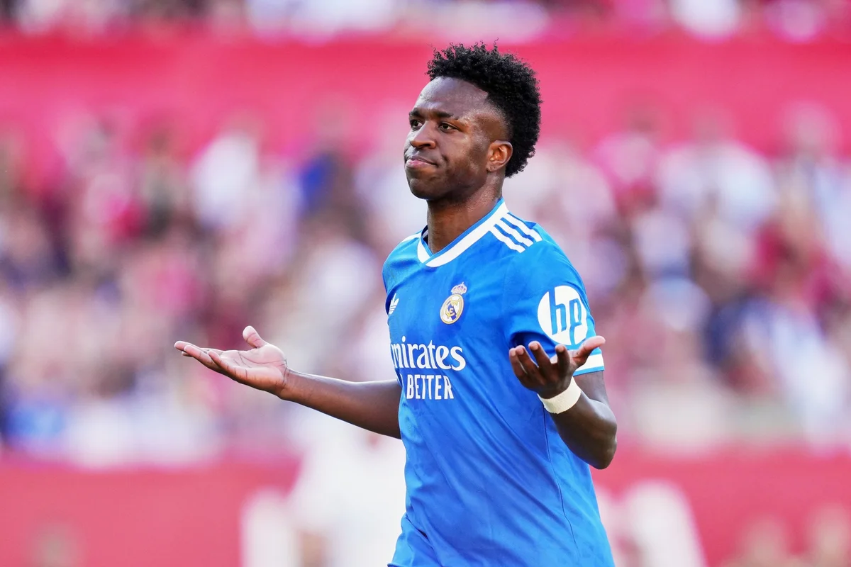 Arsenal desiste de Vini Jr. após indícios de renovação com o Real Madrid