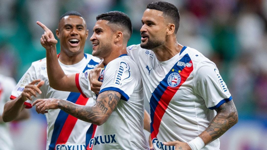 Bahia vence Chapecoense por 2 a 0 e se mantém na sexta posição do Brasileirão