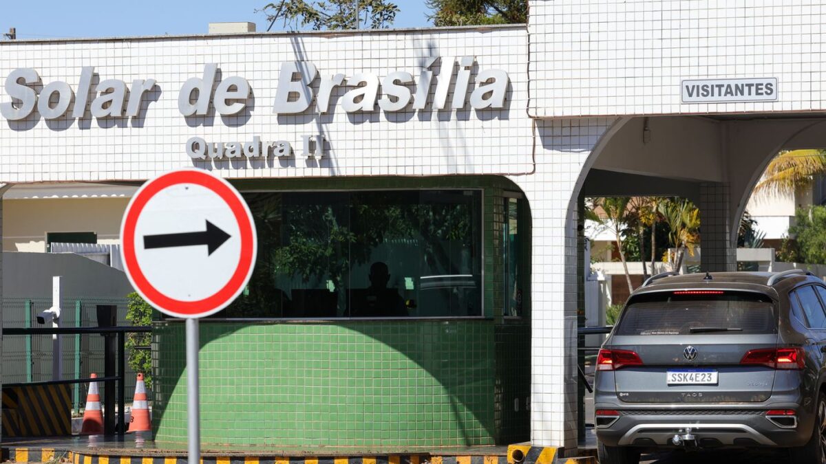 Bolsonaro recorre para anular proibição de visitas durante prisão domiciliar