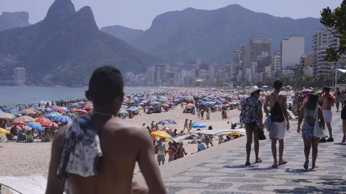 CNDH critica Programa Tolerância Zero e defende direitos de camelôs no Rio