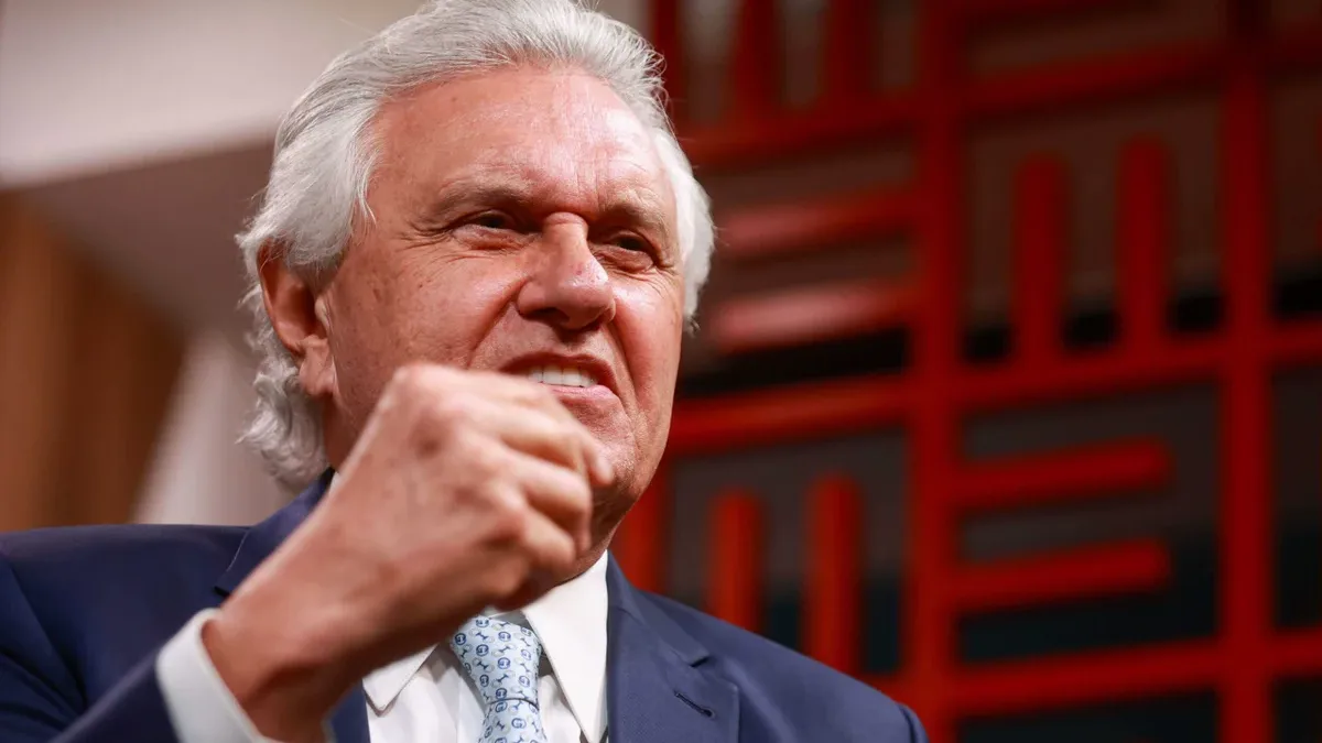 Caiado critica Milei e vídeo de Bolsonaro em convenção de Flávio Bolsonaro