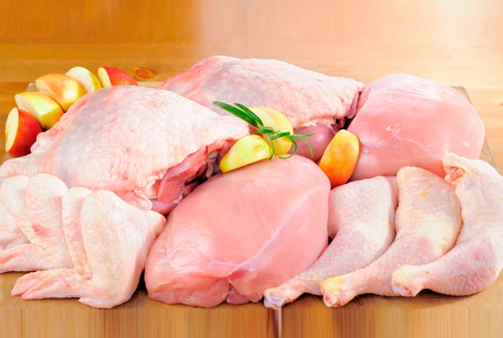 Carne de frango enfrenta pressão interna, mas exportações garantem crescimento em 2026