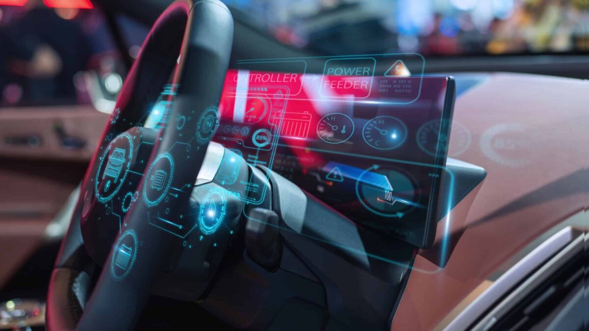 Carros conectados enfrentam riscos de ataques digitais com atualizações remotas