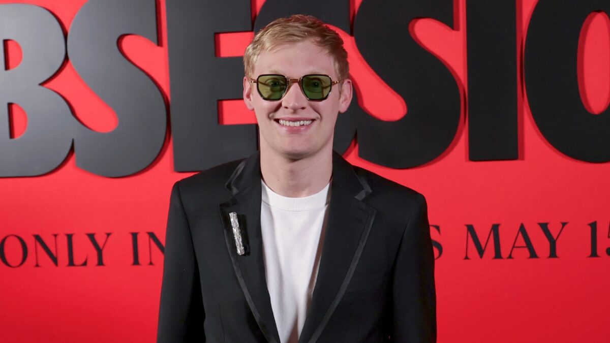 Curry Barker, diretor de "Obsessão", anuncia novo filme com a Universal