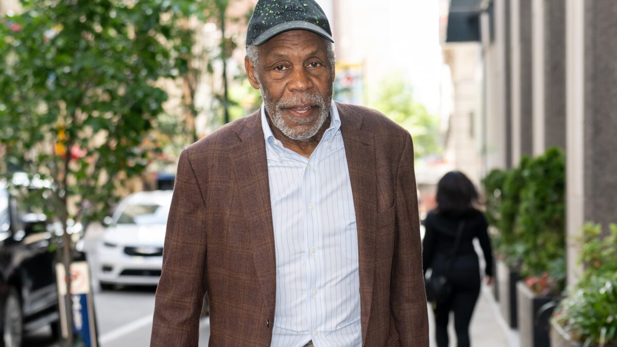 Danny Glover, aos 79 anos, revela diagnóstico de Alzheimer e fala sobre sua luta