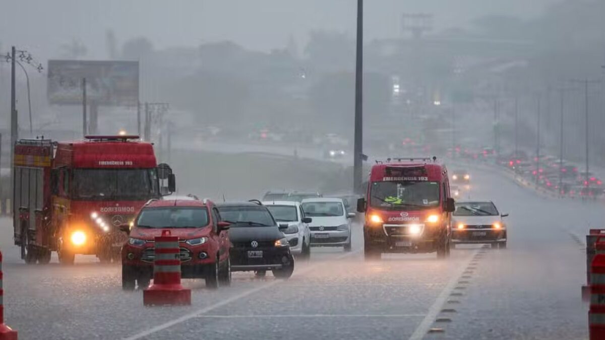 Defesa Civil alerta para temporal com risco de granizo em Santa Catarina