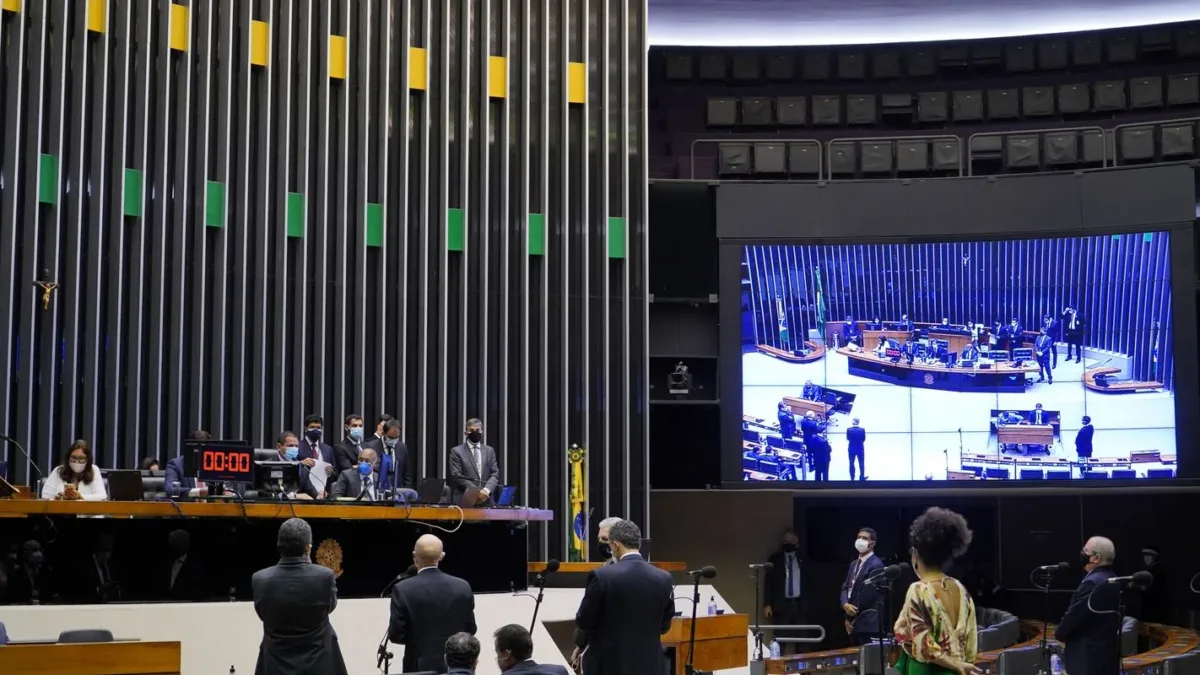 Dino cobra partidos sobre controle de emendas parlamentares em 10 dias